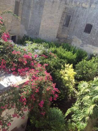 Apartamento Le Volte Di San Leonardo Lecce Exterior foto